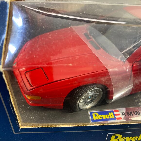 BMW 850CSi Red 1:18 Scale, Revell, Metal Die Cast, Toy Car Vintage Die-cast - Picture 3 of 10